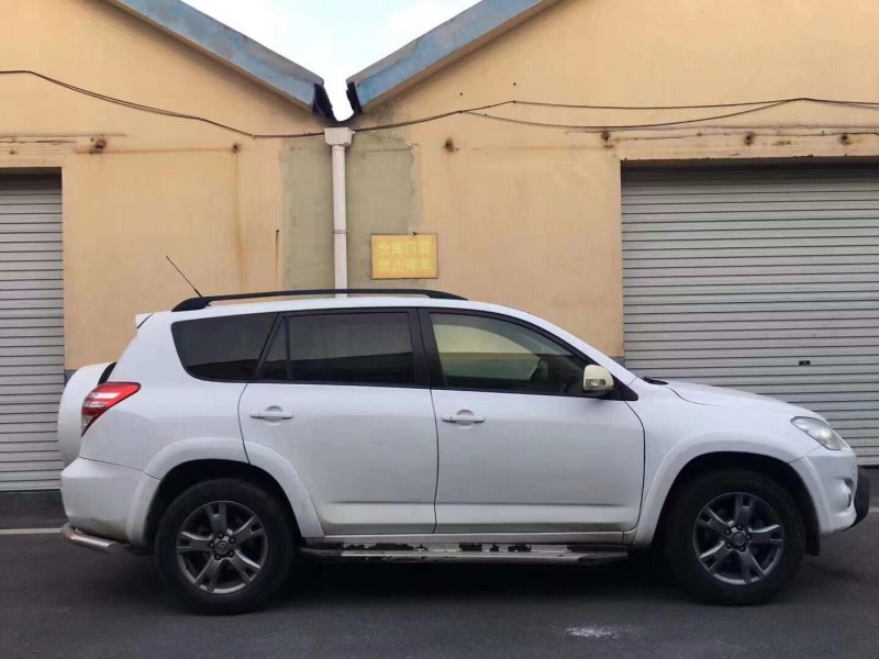 青島13年豐田RAV4榮放3