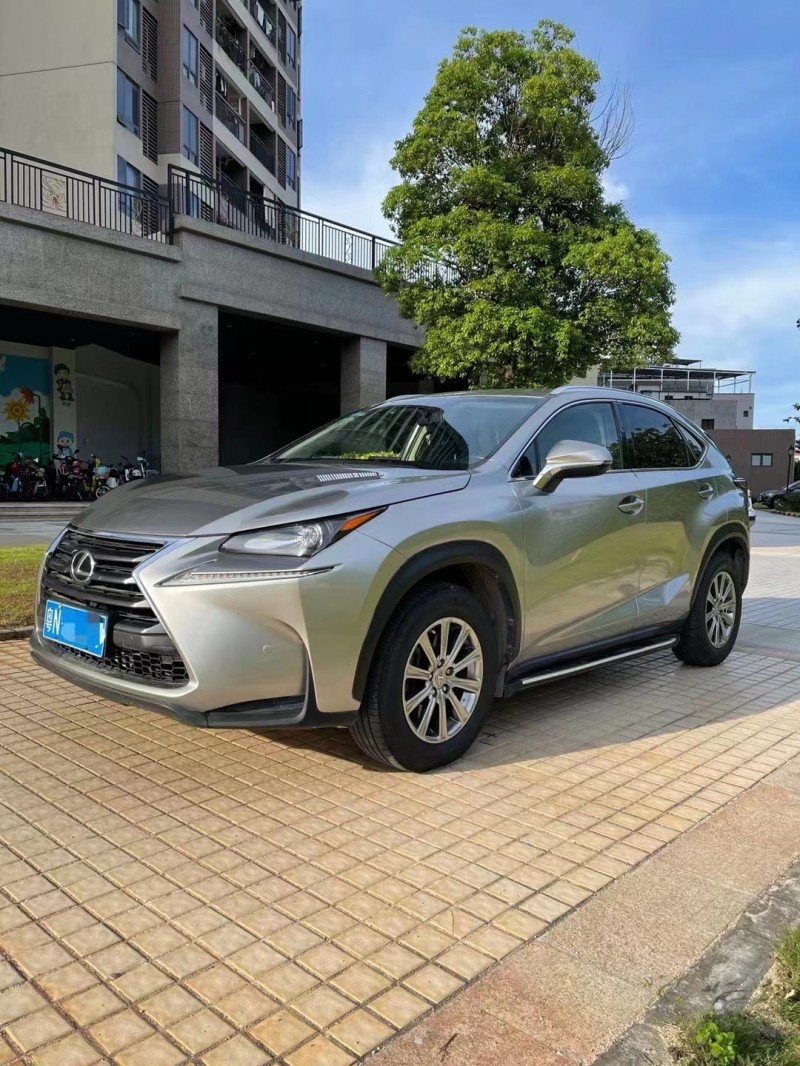 廣州17年雷克薩斯NX2