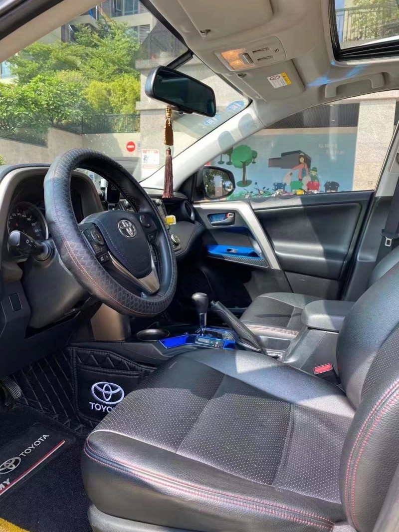 廣州15年豐田RAV4榮放4