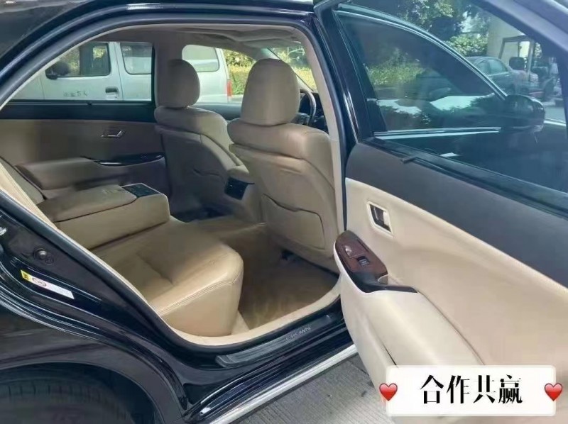 沈陽10年豐田皇冠2