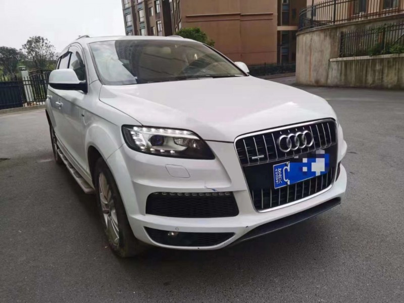 吉安13年奧迪Q72
