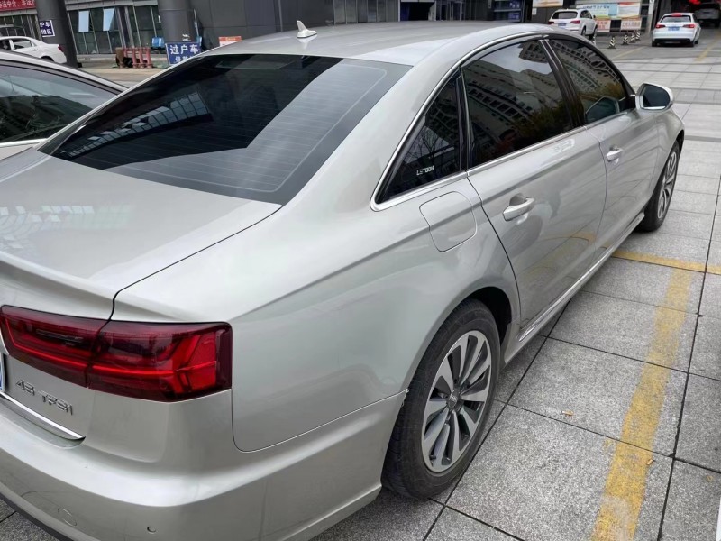昆明16年奧迪A6L7