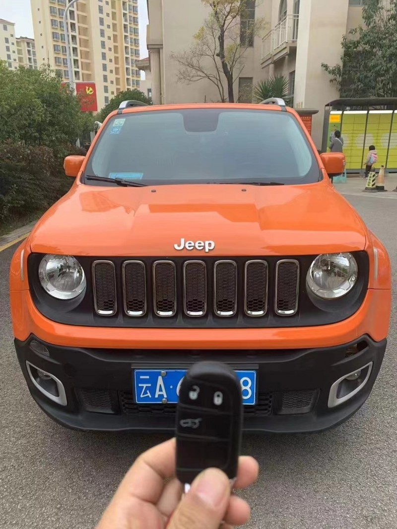昆明16年Jeep自由俠9