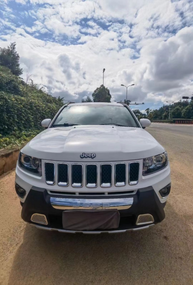 昆明16年Jeep指南者1