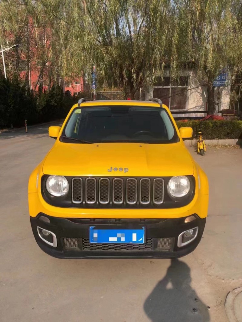 泰安17年Jeep自由俠7