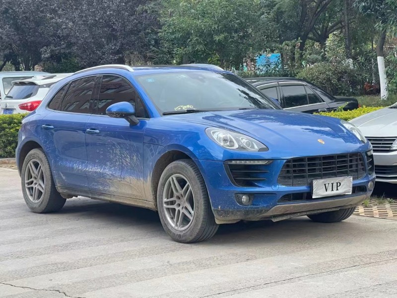 昆明18年保時捷Macan7