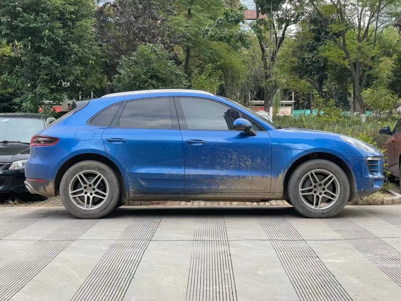 昆明18年保時捷Macan2