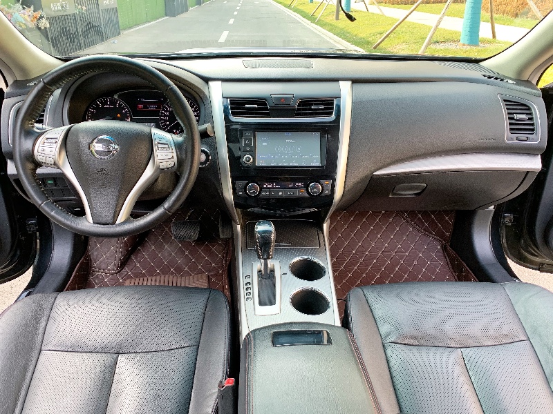 廊坊17年日產天籟3