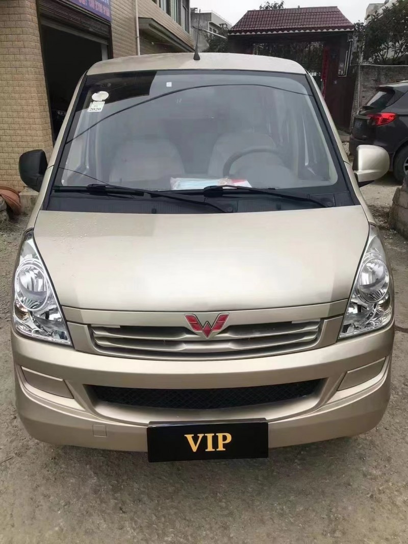 銅仁18年五菱汽車榮光1