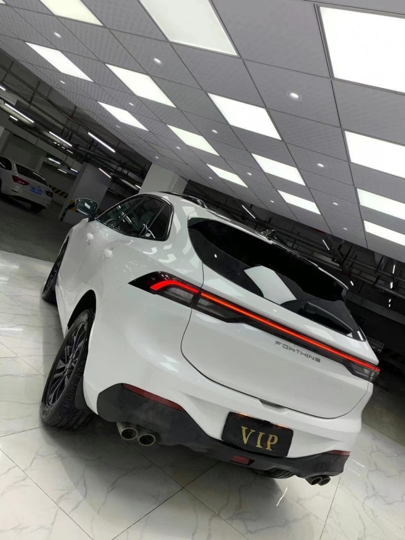 成都21年東風御風EV4
