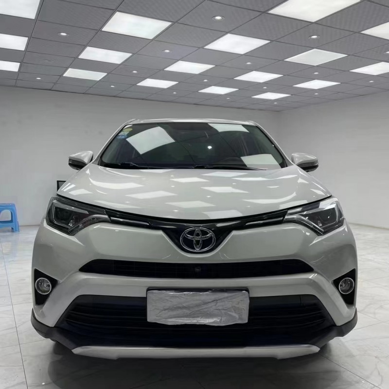 成都16年豐田RAV41