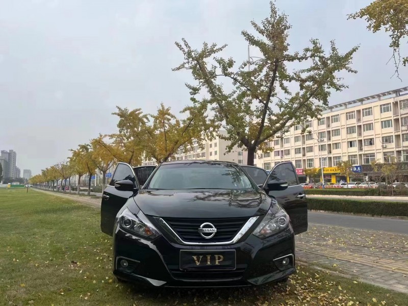 常州18年日產天籟1