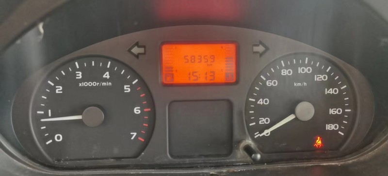 武漢14年五菱汽車榮光6
