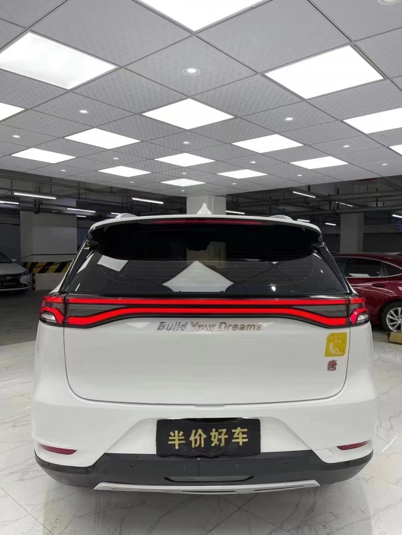 成都19年比亞迪唐5