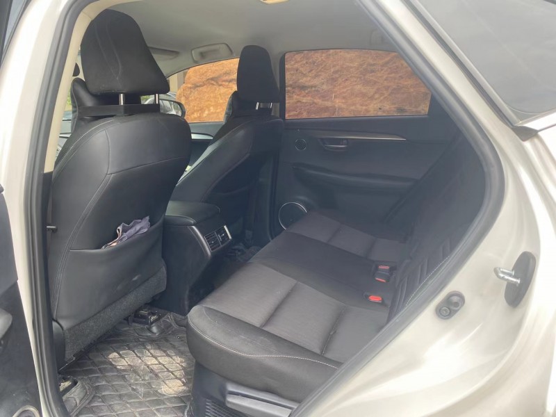 广州17年雷克萨斯NX5