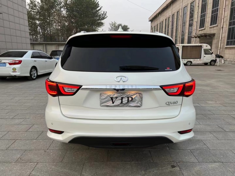 唐山20年英菲尼迪QX604