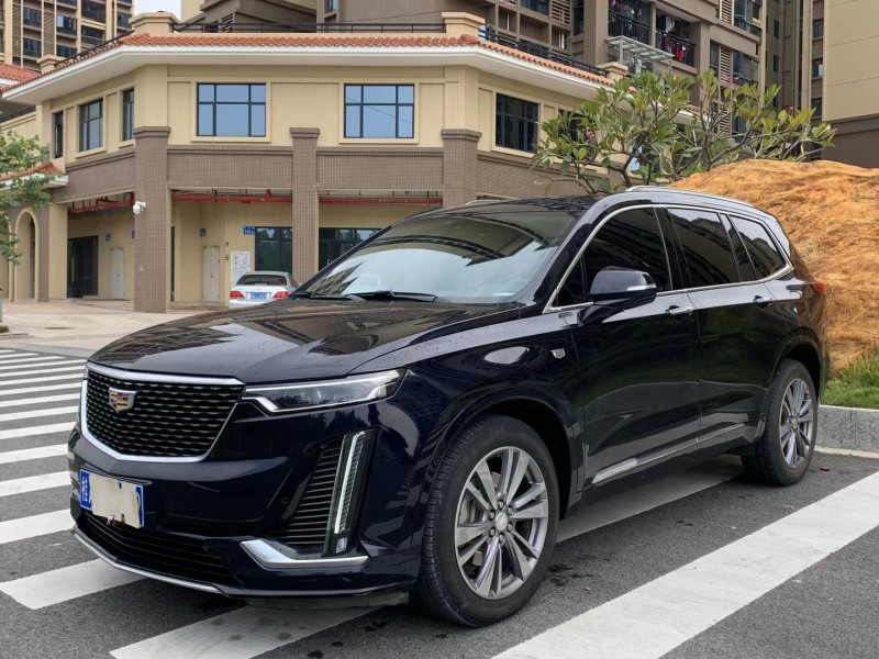 廣州20年凱迪拉克XT63