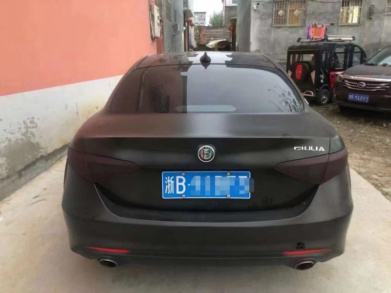 安陽17年阿爾法·羅密歐Giulia9