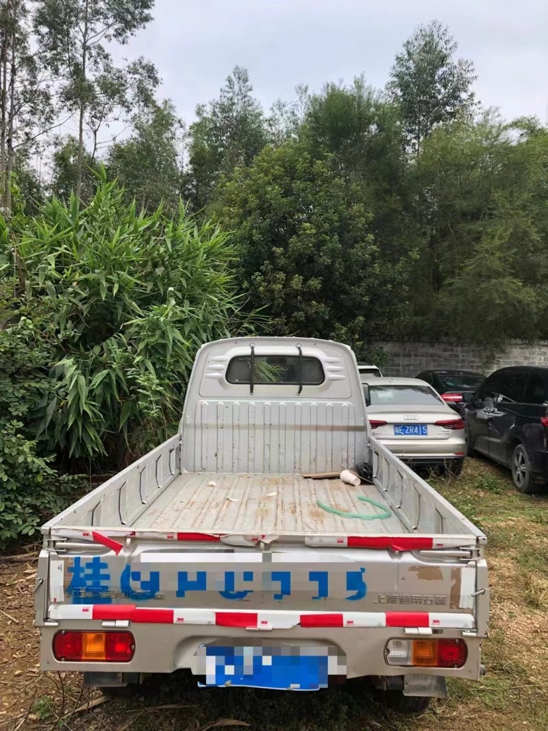 南寧18年五菱汽車榮光2