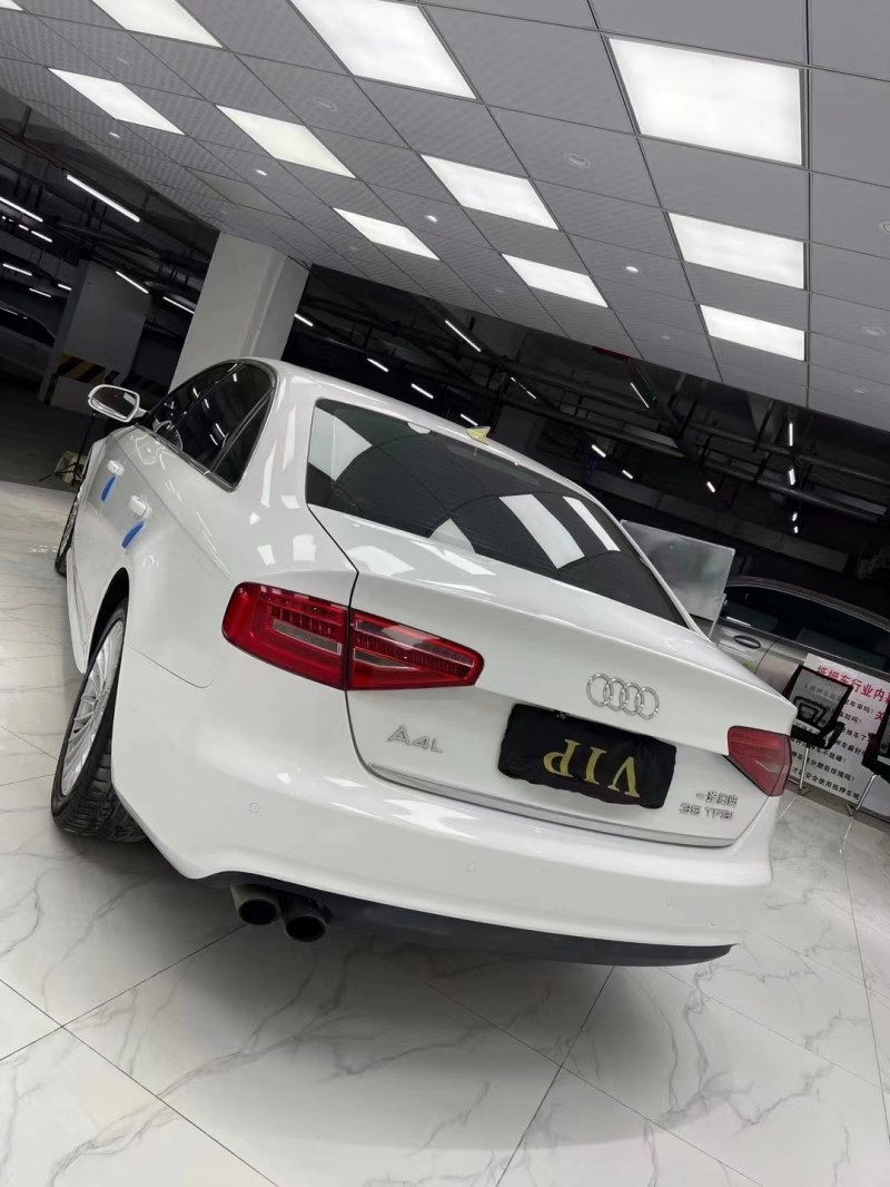 成都15年奧迪A4L4