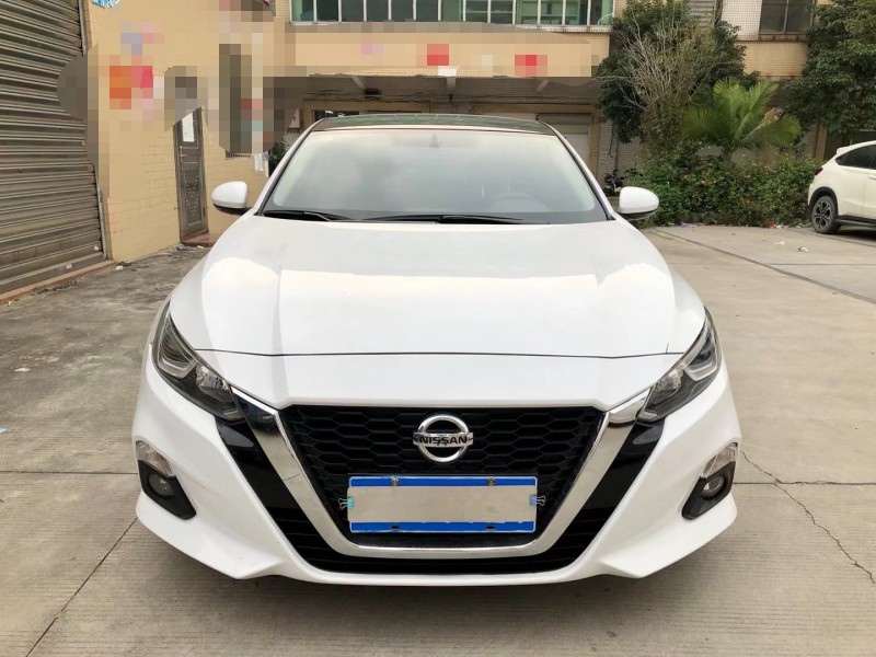 廣州19年日產天籟1