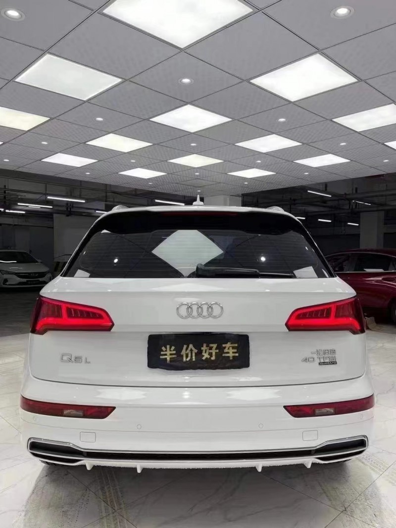 成都19年奧迪Q55