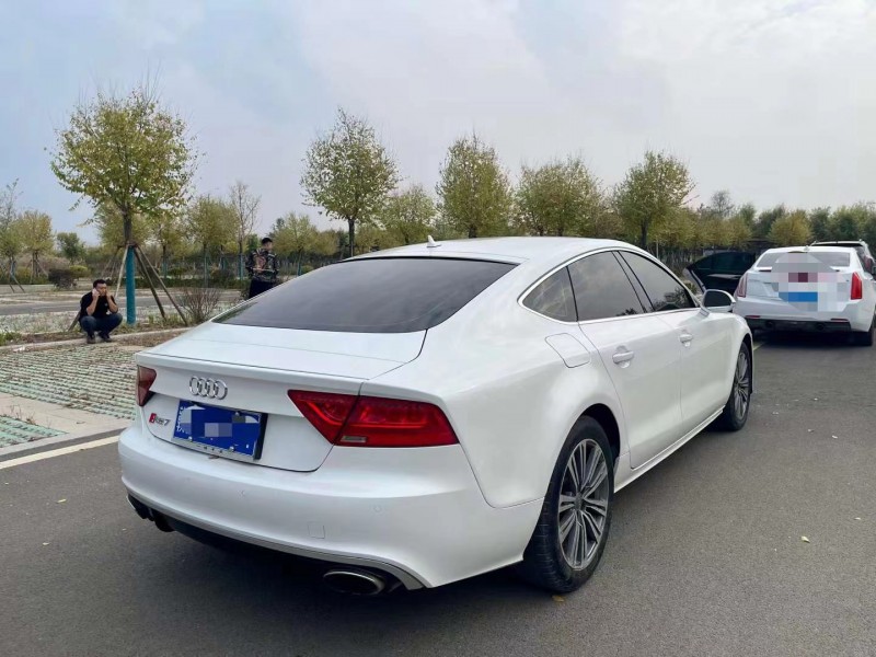 濱州12年奧迪A7L8