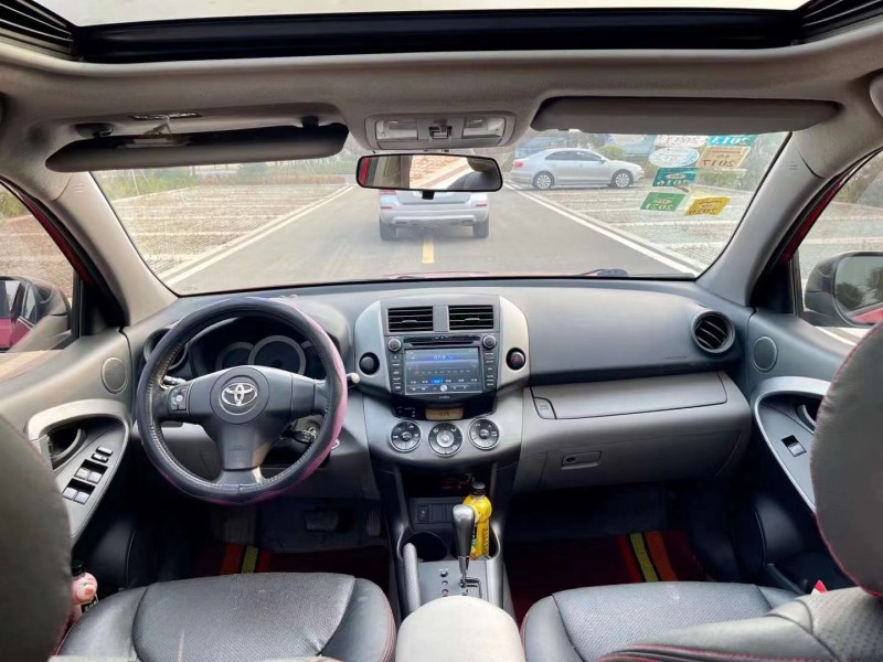 濱州09年豐田RAV4榮放3