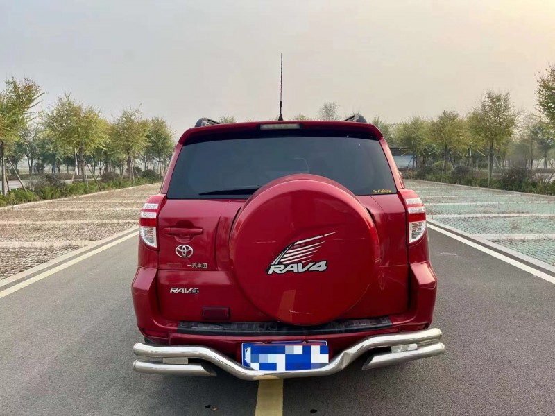 濱州09年豐田RAV4榮放8