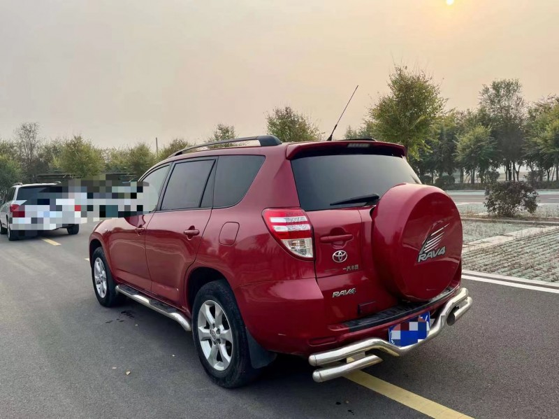 濱州09年豐田RAV4榮放7