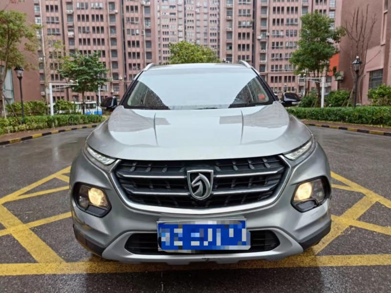 贛州17年寶駿5101