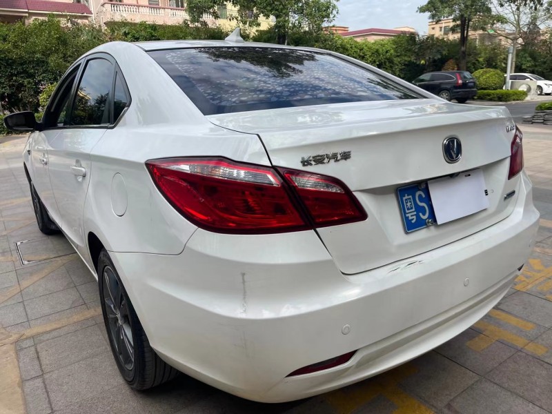 中山16年長安汽車逸動5