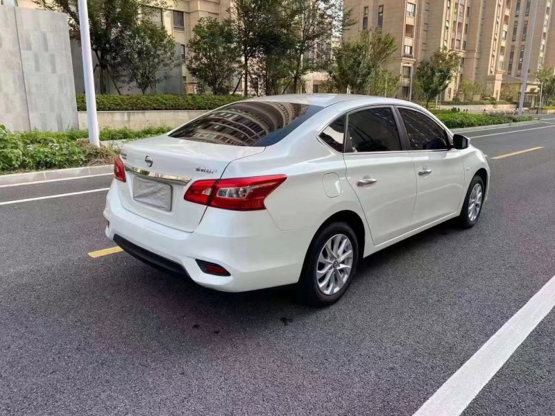 鎮江20年日產軒逸7