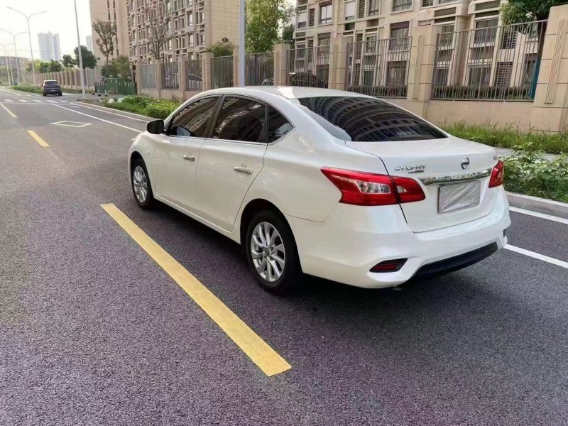 鎮江20年日產軒逸8