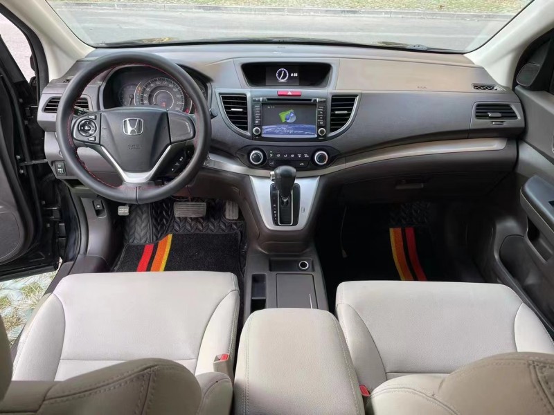 阜陽12年本田CR-V3