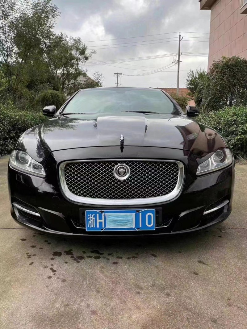 青島13年捷豹XJ1