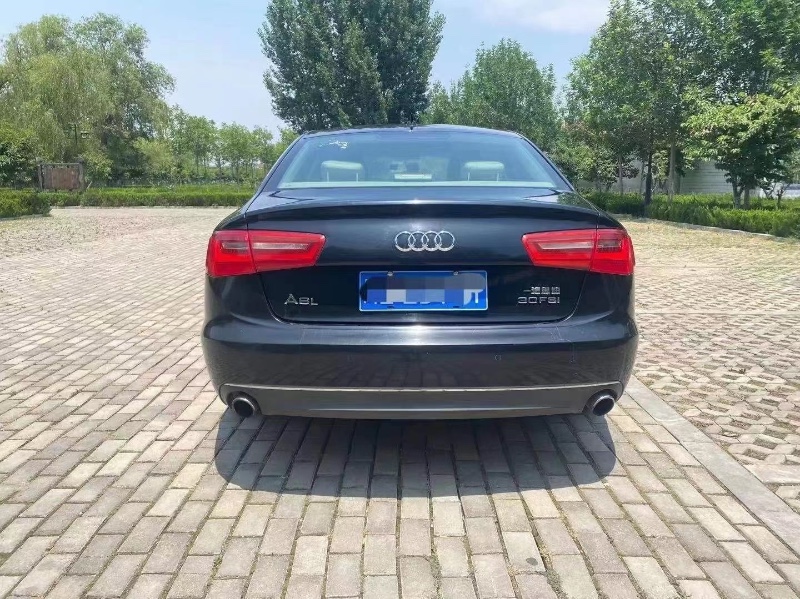 德州13年奧迪A6L1