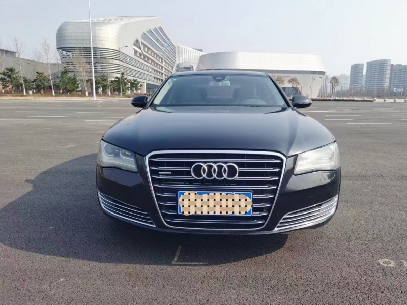 青島12年奧迪A8L1