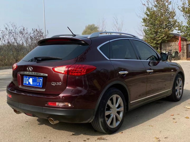北京14年英菲尼迪QX506