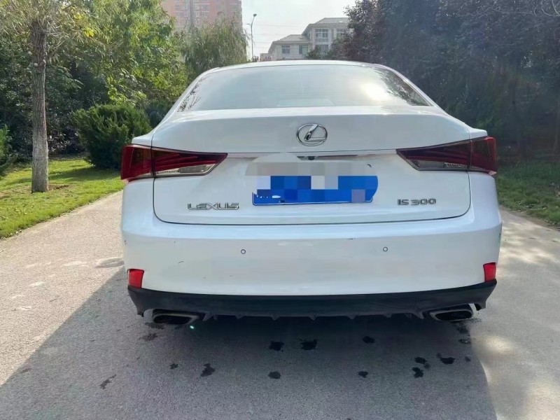 淄博18年雷克萨斯IS9