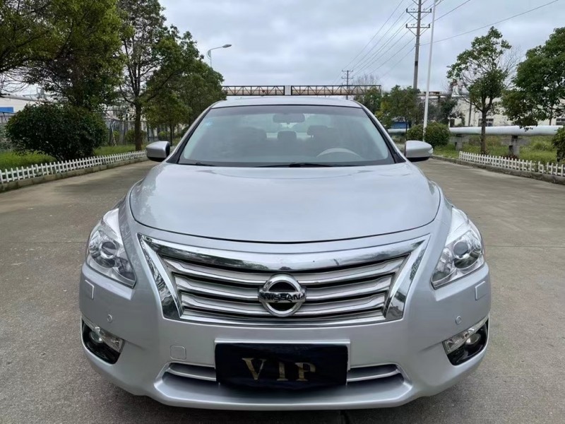 鹽城14年日產天籟1
