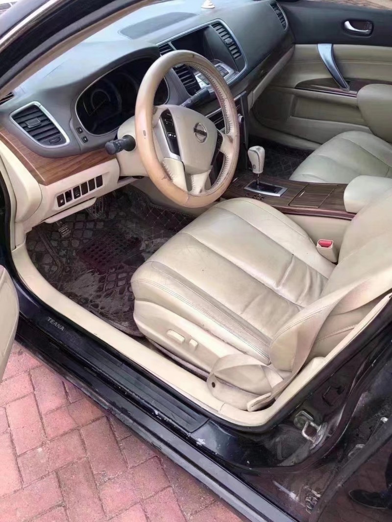 濟南11年日產天籟7