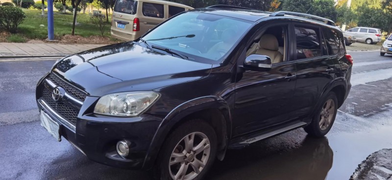 婁底12年豐田RAV47