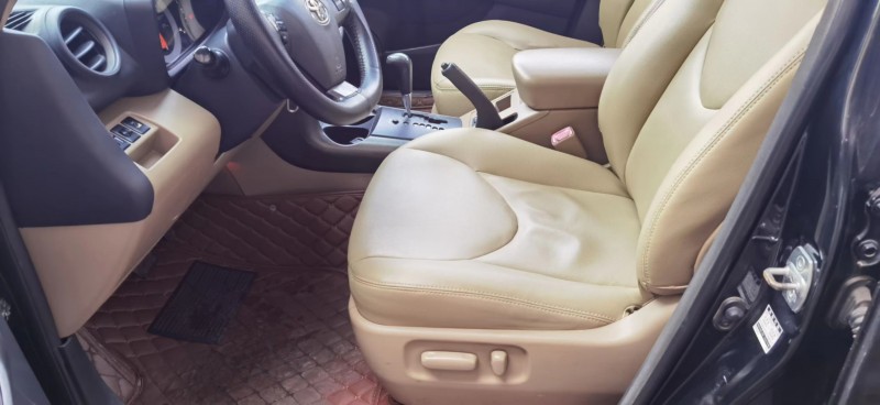 婁底12年豐田RAV44
