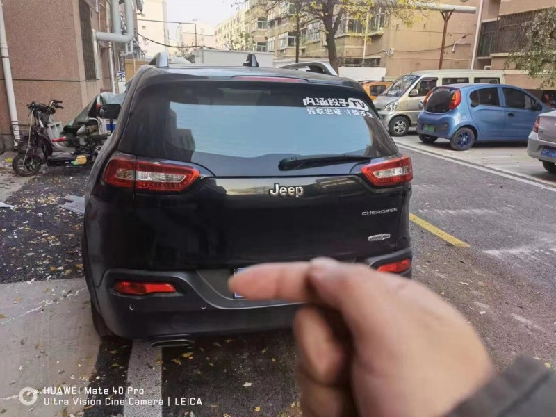濟南16年Jeep自由光4