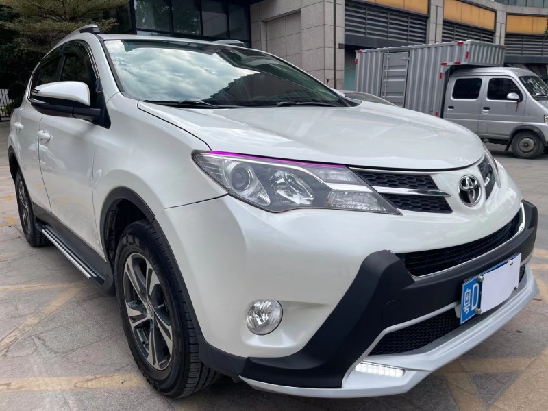 中山16年豐田RAV44