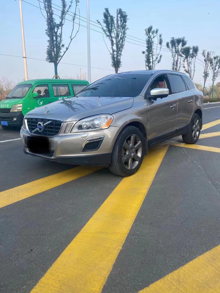 濟寧13年沃爾沃XC607