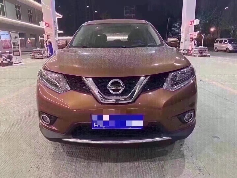 煙臺15年日產奇駿8