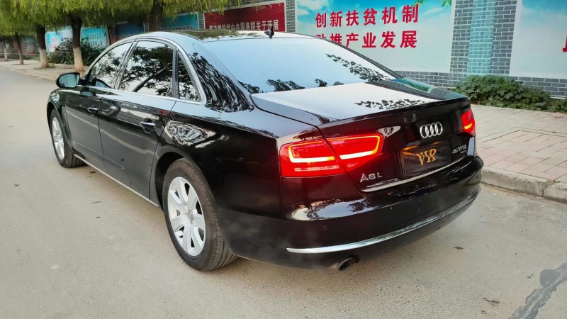 石家莊12年奧迪A8L8
