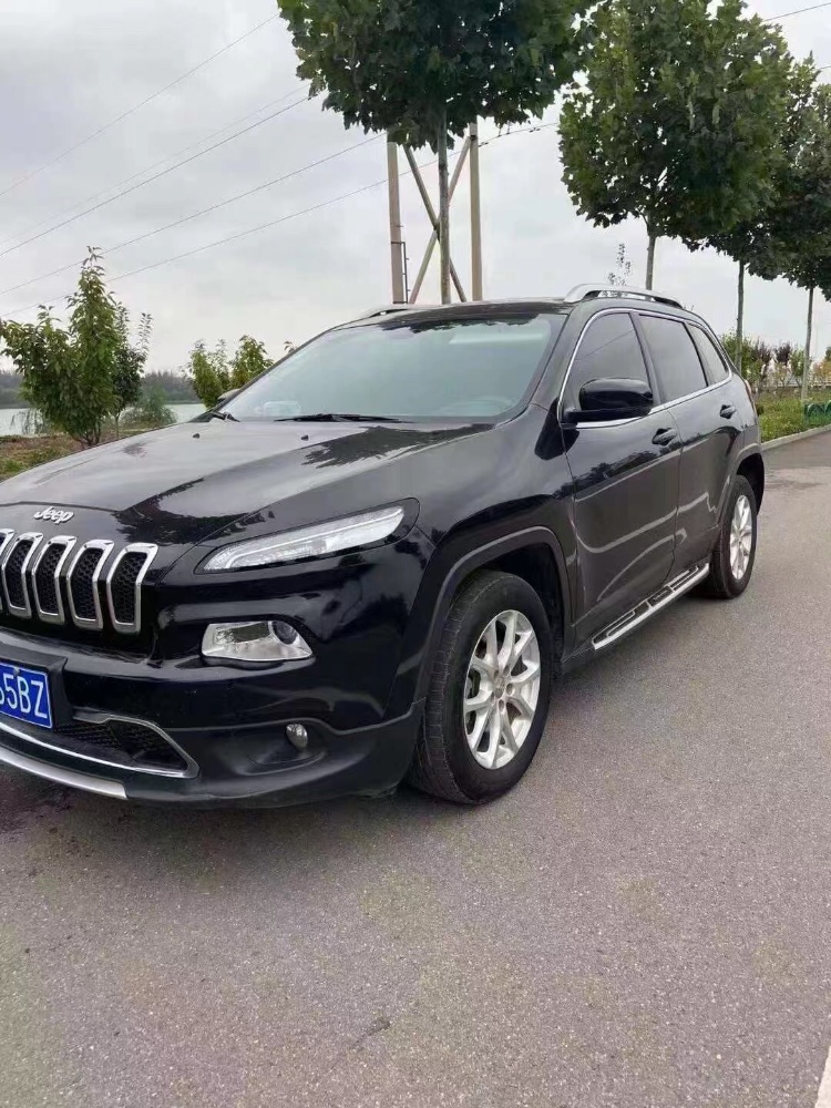 北京17年Jeep自由光5